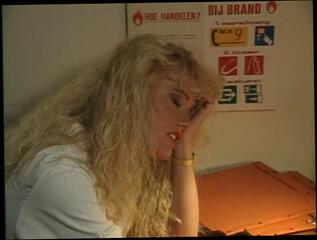Video 24941904: louise hodges, facial