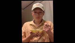 Video 1222594903: amateur milking