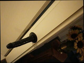 Watch the video about Vom Dildo gefickt