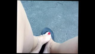 Video 698191175: feet lovers