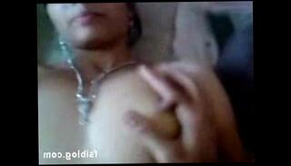 Video 98874885: indian aunty sucking