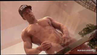 Watch the video about Gorgeous Bodybuilder Jerks For Pascal While Moving His Apt. - Brad - Maskurbate