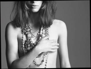 Video 85419004: keira knightley, brunette babe public, celebrity babe, babe outdoor, nude, naked