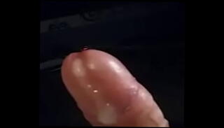 Watch the video about Branlette et &eacute;jaculation 1