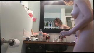 Video 1234566204: 18 year old webcam, bathroom webcam