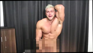 Video 1332998725: fingering big, gay muscle