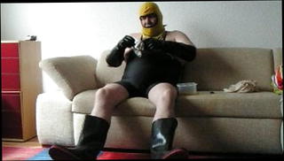 Video 1183806501: piss soaked, pissing black gay