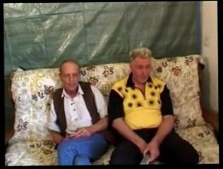 Video 41096204: teen threesome, one chick, chicks men, two chicks, old chick