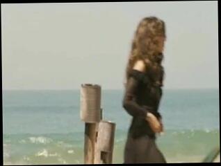 Watch the video about Natalia Avelon - Das Wilde Leben