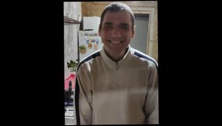 Video 1441781803: amateur solo male, solo honey, kitchen solo