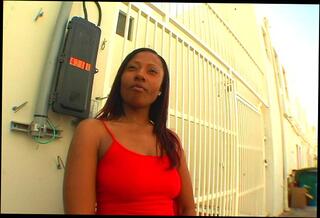 Watch the video about Peaches & Cream