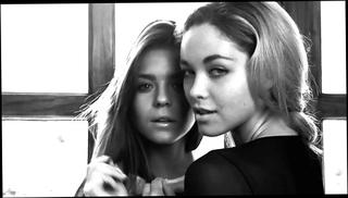 Video 882953301: erotic kissing, kissing straight