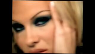 Video 1041083475: pamela anderson, vore