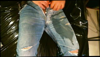 Video 1533441901: pissing jeans, wet bed piss, piss play, hot piss, piss time, webcam cam, gay cam, gay hot hd
