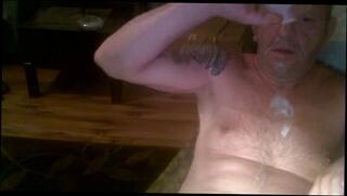 Video 260725601: swallow sperm, man gay