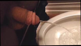 Video 287737501: pissing hard, gay man daddy, arab daddy
