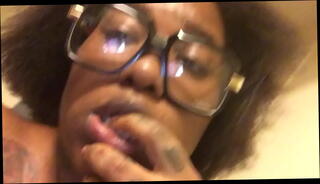 Video 771414495: sexy nerdy, sexy ebony