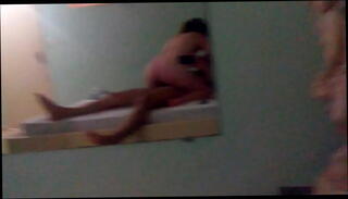 Watch the video about A vadia cavalgando no cacete