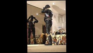 Video 199903101: gay police man