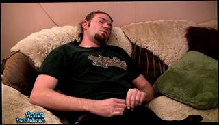 Watch the video about Uncut Repeat Cummer Synn