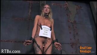 Video 428553935: clit play