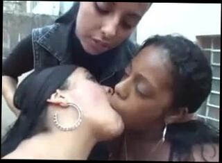 Video 199899301: lesbian straight, lesbian spit, brazilian lesbian, brazilian kissing, sloppy kissing
