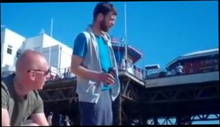 Video 724753504: str8 public, str8 bulge, gay beach