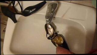 Video 312738701: pissing black gay, wife pissing, gay man pissing, high heels pissing, pissing hd