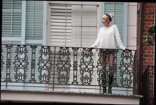 Video 297883801: emma roberts, straight celebrity