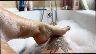 Video 1586487791: foot fetish feet, foot fetish hd, fetish straight, bathtub foot, foot cream, foot bath, shower foot, feet wow