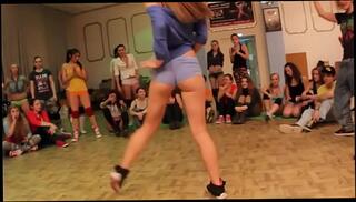 Video 189497085: shemale twerking, party twerk