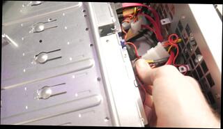 Video 1006756303: amateur catching, amateur home