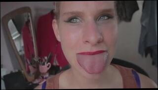 Video 135355701: babe tongues, big straight