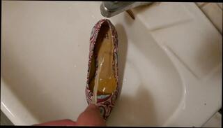 Video 325764601: high heels pissing, heels gay, man gay, gay hd