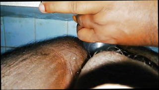 Video 1571227031: gay riding, riding bottle, ass hole destroyed, rough ride