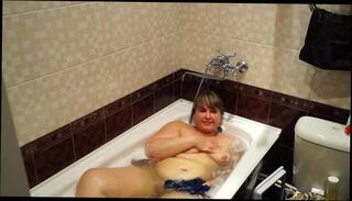 Video 167568204: bbw bathroom