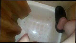 Video 999086195: pissing peeing, peeing jerking, pee jizz