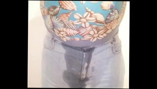 Video 1175007995: pissing peeing, solo piss, pissing boy, skirt pissing, piss wet