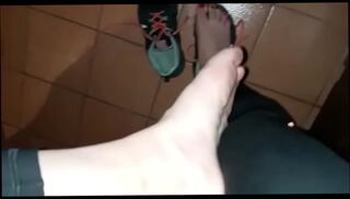 Video 1103834085: shoeplay