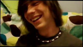 Video 1571225411: gay boy cute, very cute boy, boy eats