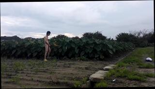 Video 1610183154: pissing boy, solo gay male, man pissing, outdoor solo