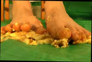 Video 555866504: foot fetish, barefoot licking, barefoot crush