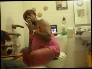 Video 188678301: gay loves sucking, gay man sucking