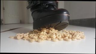 Video 1370009103: amateur fetish, crush fetish, fetish blonde, amateur czech