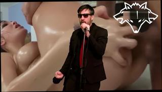 Watch the video about Lelos Kounamis - Mporei Na Vgw (Wolfpack Edition)