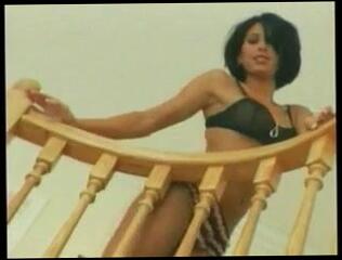 Watch the video about HOCD - Belle brune endurante prise par grosse bite