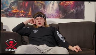 Watch the video about Skater guy jacks his uncut cock