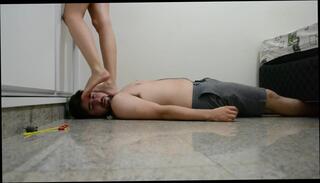 Video 969241404: amateur foot fetish, girl flip flops, flip flop trample