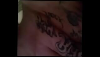 Video 1044122095: spreading big