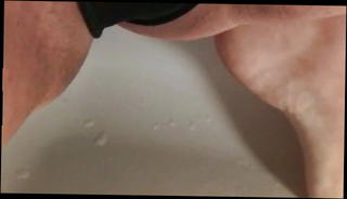 Video 950138401: pissing peeing, pee straight, pee pants